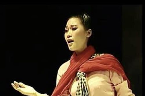 Chị Sứ: Vai diễn có ảnh hưởng đến cuộc đời và sự nghiệp của NSƯT Hương Giang