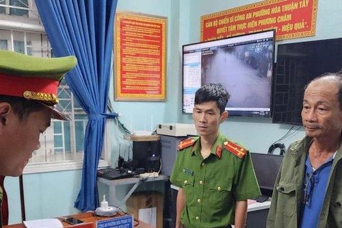Bắt người đàn ông lừa đảo tiền 'chạy việc' vào sân bay Đà Nẵng