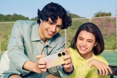 Dưới 5 triệu, mua điện thoại nào cho tiết kiệm?