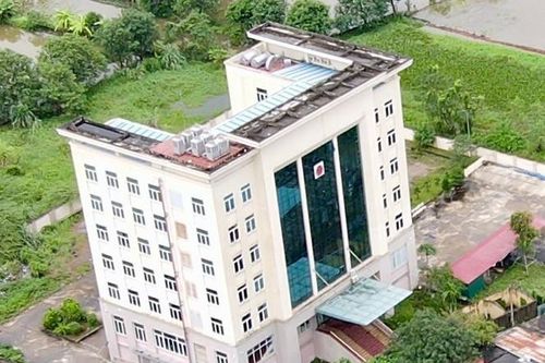 Trụ sở Chi cục Thuế khu vực Hòa Bình - Đà Bắc gần 60 tỷ đồng đang bị bỏ trống