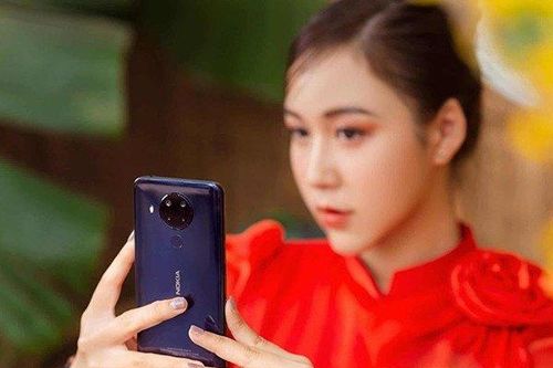 Những điện thoại Nokia 'cục gạch' cực bền, giá chưa tới 2 triệu