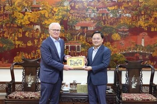 Hiệp hội Công nghiệp bán dẫn Hoa Kỳ thăm và làm việc với tỉnh Bắc Ninh
