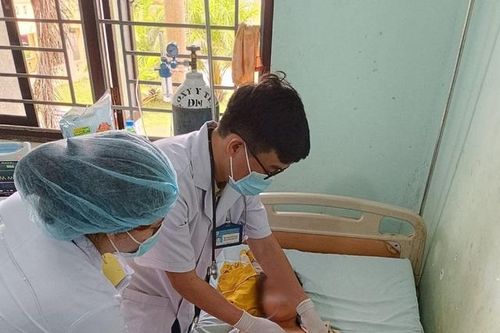 Kịp thời cứu hai bệnh nhi bị tai nạn vỡ nội tạng
