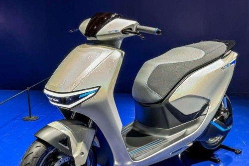 Honda giới thiệu SCe - xe máy điện mang bóng hình Spacy