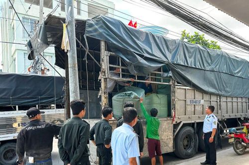 Phát hiện nhiều hàng hóa nhập lậu tại An Giang