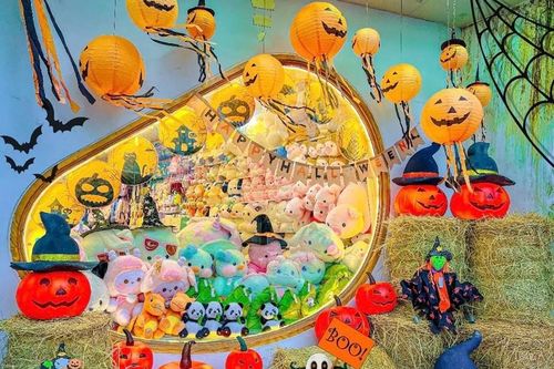 Nhộn nhịp không khí Halloween