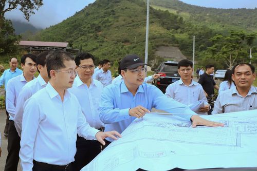 'Trị bệnh' né tránh, đùn đẩy, không làm đúng, đầy đủ chức trách, nhiệm vụ: Bảo vệ cán bộ dám nghĩ, dám làm