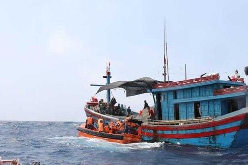 Các trường hợp dừng tàu thuyền để kiểm tra, kiểm soát của Cảnh sát biển Việt Nam được quy định như thế nào?