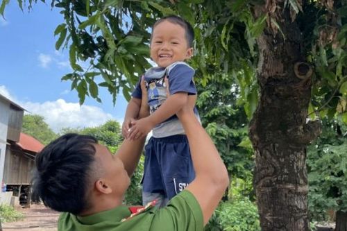 Con nuôi Công an xã ở Buôn Đôn