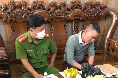 Người tố cáo con gái Chủ tịch Tân Hiệp Phát bị truy tố tội lừa đảo