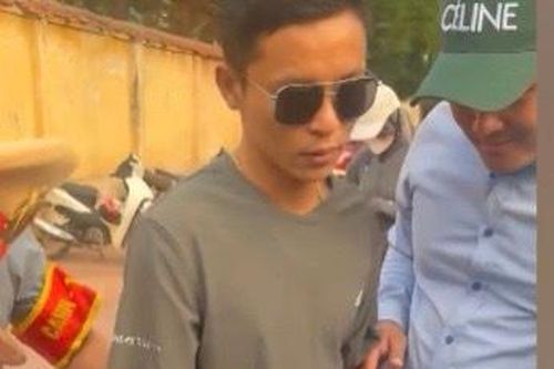 Tuần tra kiểm soát, phát hiện người đàn ông tàng trữ ma túy đá