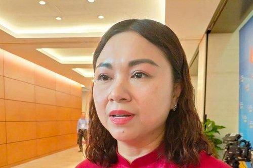 ĐBQH nêu giải pháp giảm áp lực cho học sinh 'từ mạng ảo đến đời thực'