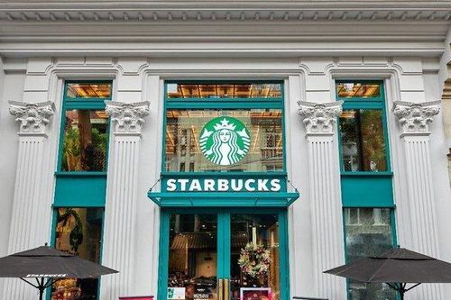 Starbucks Vietnam chính thức mở cửa hàng cộng đồng đầu tiên hỗ trợ người trẻ hướng nghiệp