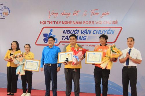 Bưu điện TP.HCM đạt giải nhất Hội thi 'Người vận chuyển tài năng'