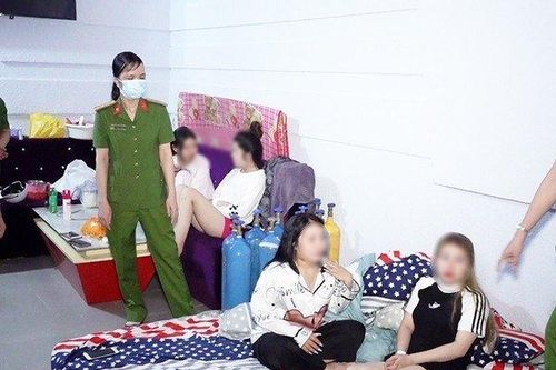 An Giang: Bắt quả tang 6 nam, nữ sử dụng trái phép chất ma túy