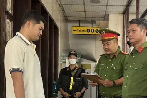 Từ vụ bắt PGĐ Cty Thành Bưởi: Xử lý thế nào người điều động tài xế bị tước bằng lái ô tô?