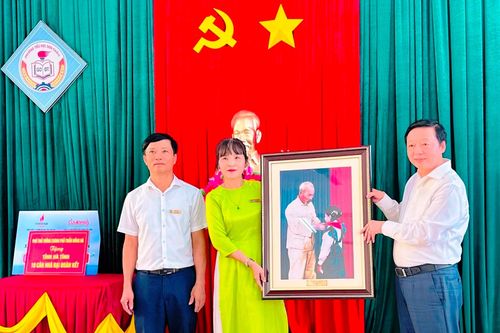 Phó Thủ tướng Trần Hồng Hà dự Ngày hội Đại đoàn kết tại Hà Tĩnh