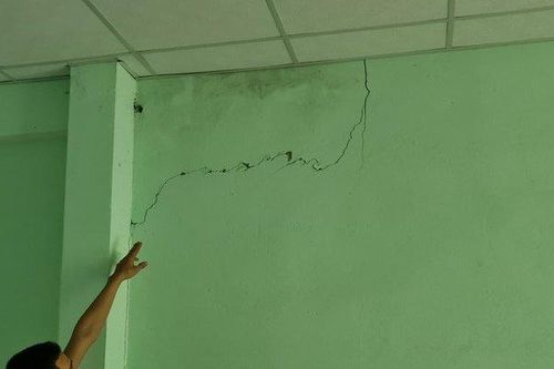 Đà Nẵng: Nhà dân bị nứt vì thi công dự án đường ĐT 601