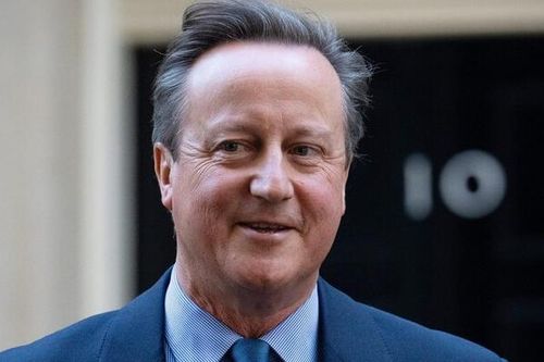 Sự trở lại của ông David Cameron: Gây kinh ngạc và gây chia rẽ