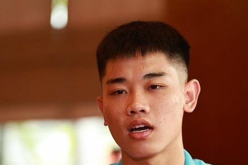 'Em út' của ĐT Việt Nam mong được HLV Troussier lựa chọn