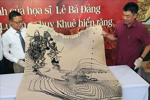 Đà Nẵng tiếp nhận bộ sưu tập các tác phẩm của họa sĩ Lê Bá Đảng