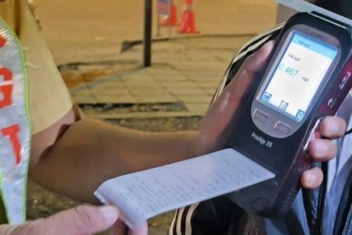 Tin tức 24h qua: Cô gái có nồng độ cồn kịch khung khi vừa nhận lương