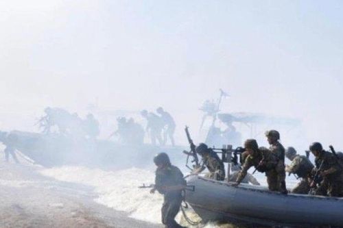 Ukraine vượt sông Dnipro, hướng tới Crimea: Nỗ lực lôi kéo sự hỗ trợ của Mỹ?