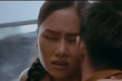 Miu Lê: 'Tôi sang chấn tâm lý vì cảnh nóng bạo liệt'