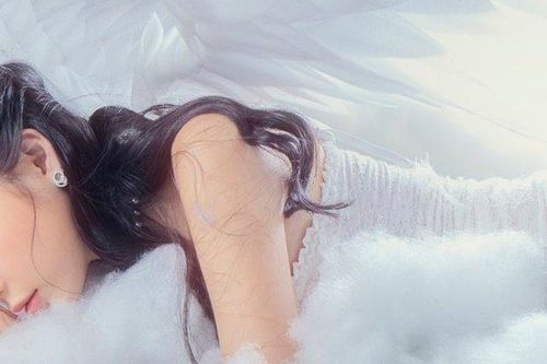 Phí Phương Anh bất ngờ tung lịch trình, xác nhận phát hành album