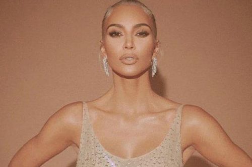 Chủ đề Met Gala 2024 châm chọc Kim Kardashian mặc váy Marilyn Monroe năm ngoái?