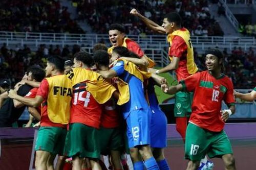 Xác định loạt đội bóng đi tiếp tại U17 World Cup