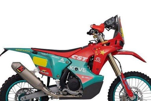 Kove 450 Rally EX - enduro 'tắc kè hoa' sở hữu sức mạnh ấn tượng