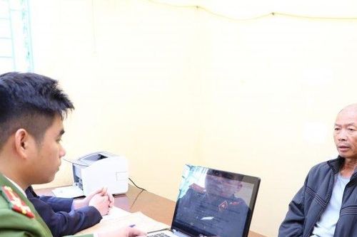Bắt giữ đối tượng châm lửa đốt nhà, chém công an