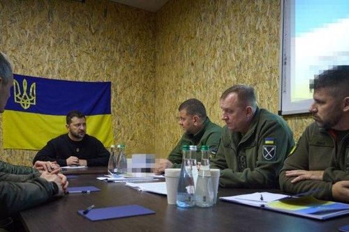 Ông Zelensky cảnh báo những tướng lĩnh muốn can dự chính trị
