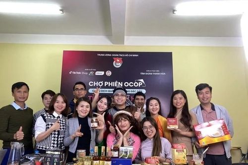 Hàng nghìn đơn hàng được chốt tại Chợ phiên OCOP Thanh Hóa