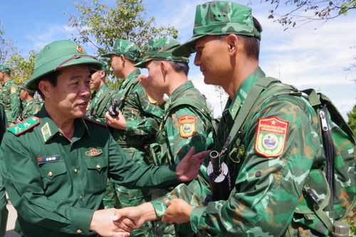 Bức 'thông điệp' của người lính trong mái nhà chung Đông Dương