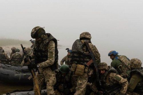 Mục tiêu thực sự của Ukraine sau khi vượt sông Dnipro: Không phải Crimea?
