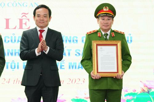 Bộ Công an đón nhận Thư khen của Thủ tướng Chính phủ về thành tích trong phòng, chống tội phạm ma túy