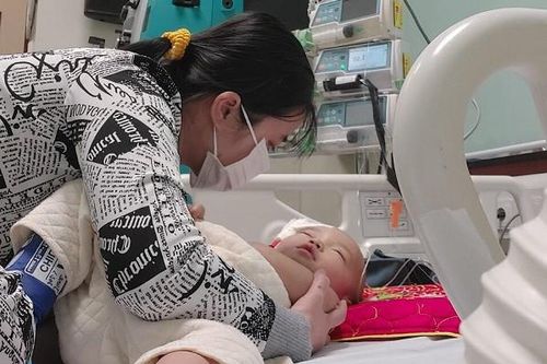 MS 891: Sự sống mong manh của bé trai với căn bệnh suy giảm miễn dịch cần sự cứu giúp