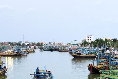 Vụ tàu cá bị tàu vận tải đâm chìm: Tìm thấy thi thể ngư dân mất tích