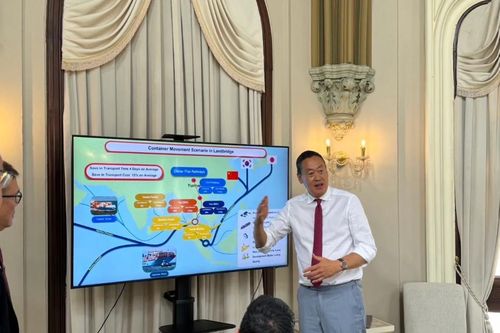 Khát vọng 'cầu đất liền' của Thái Lan
