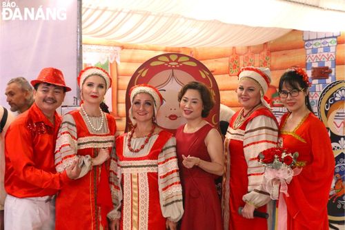 Sôi nổi chương trình giao lưu văn hóa Việt Nam – Liên bang Nga