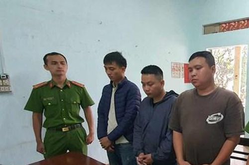 Sau chầu nhậu, cháu rủ đồng bọn đến 'xử' cậu ruột chỉ vì mâu thuẫn