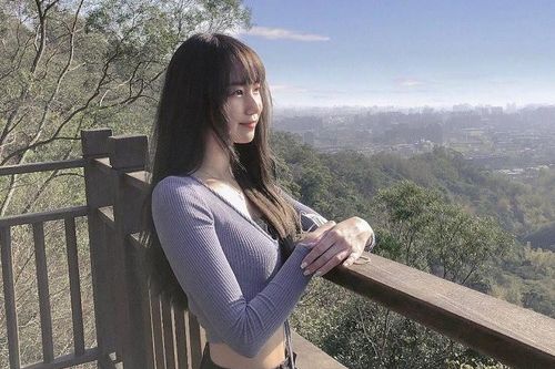 Luôn 'kín cổng cao tường' vì sao gái xinh này vẫn có vạn người mê?