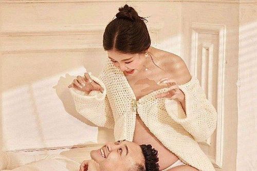 Lê Âu Ngân Anh diện đồ khoe lộ bụng tròn căng ở tháng cuối thai kỳ
