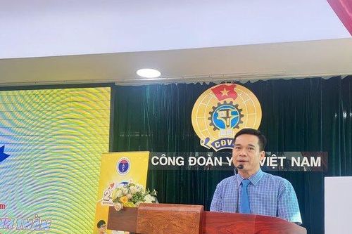 Ba môi trường tạo thế 'kiềng 3 chân' trong chăm sóc, giáo dục trẻ em