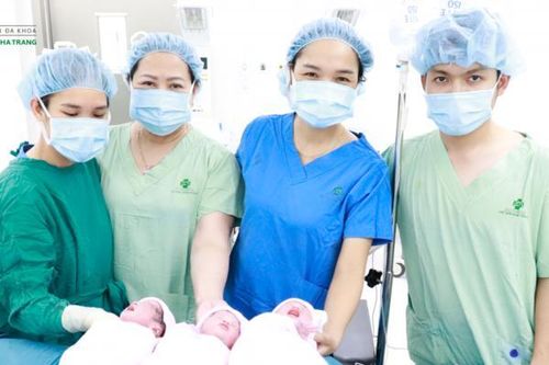 Khánh Hòa: Mổ đẻ thành công cho sản phụ mang thai 3 tự nhiên hiếm gặp