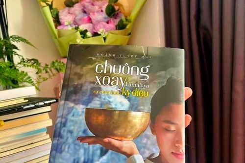 Ra mắt sách 'Chuông xoay Himalaya - sự chữa lành kỳ diệu'