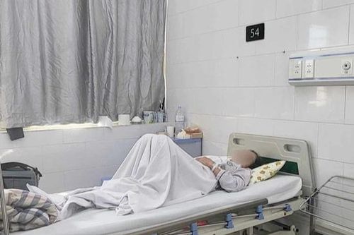 Suy gan, suy thận sau khi ăn mật cá trắm