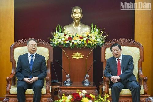 Tăng cường hợp tác, chia sẻ kinh nghiệm công tác nội chính, phòng, chống tham nhũng
